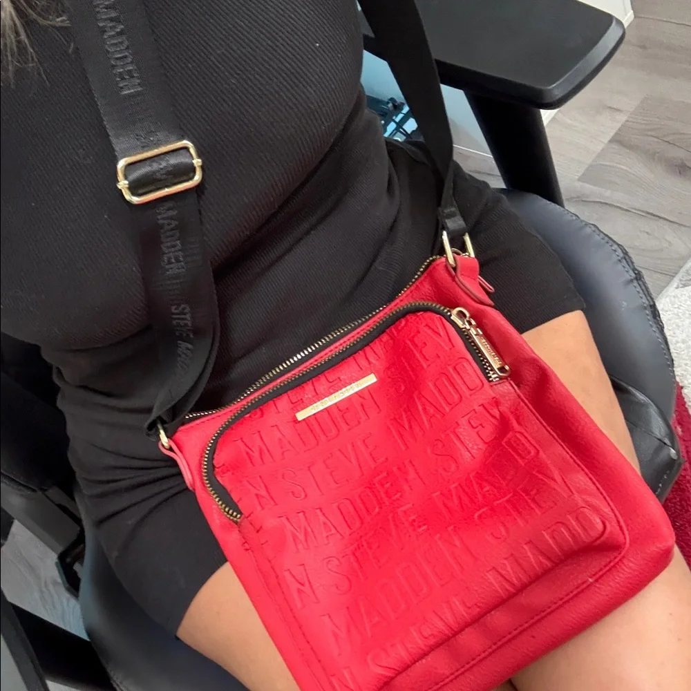 Steve Madden vibrant red